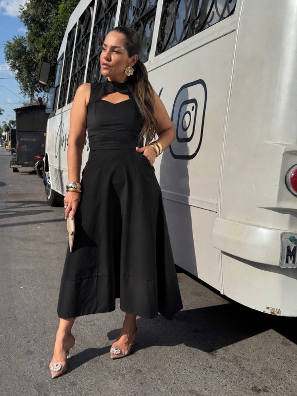 Vestido Tricoline Recorte Frontal - Closet Fashion Truck