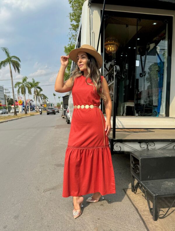 Vestido Cavado linho com guipir