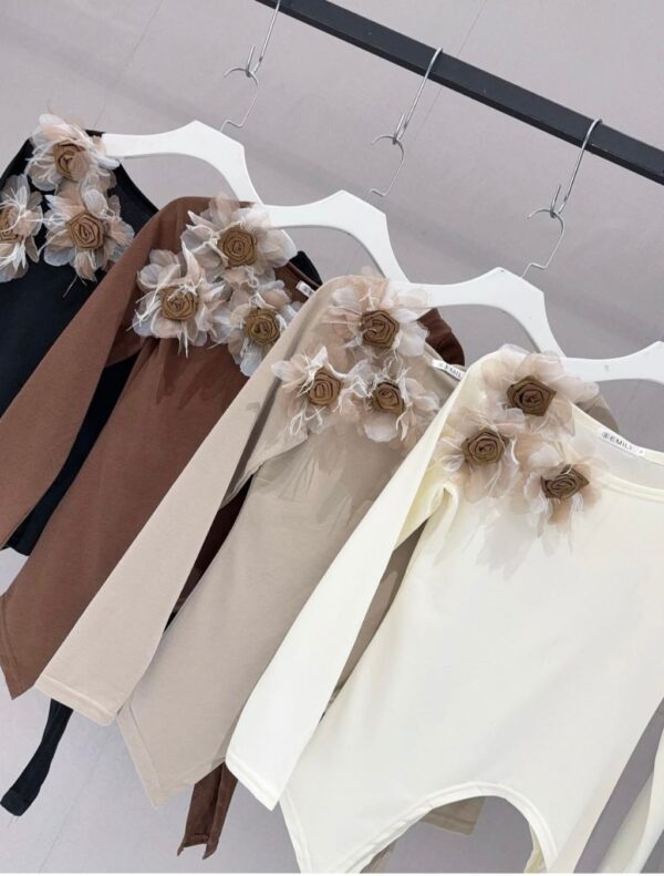 Blusa Flor Acimétrica - Imagem 3