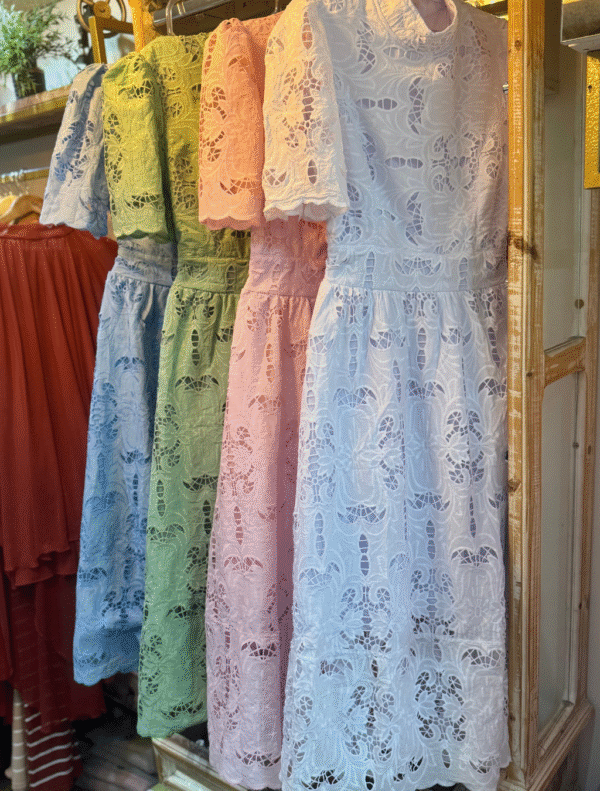 Vestido Bordado Mid