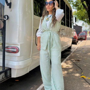 Conjunto em linho com estampa risca de giz