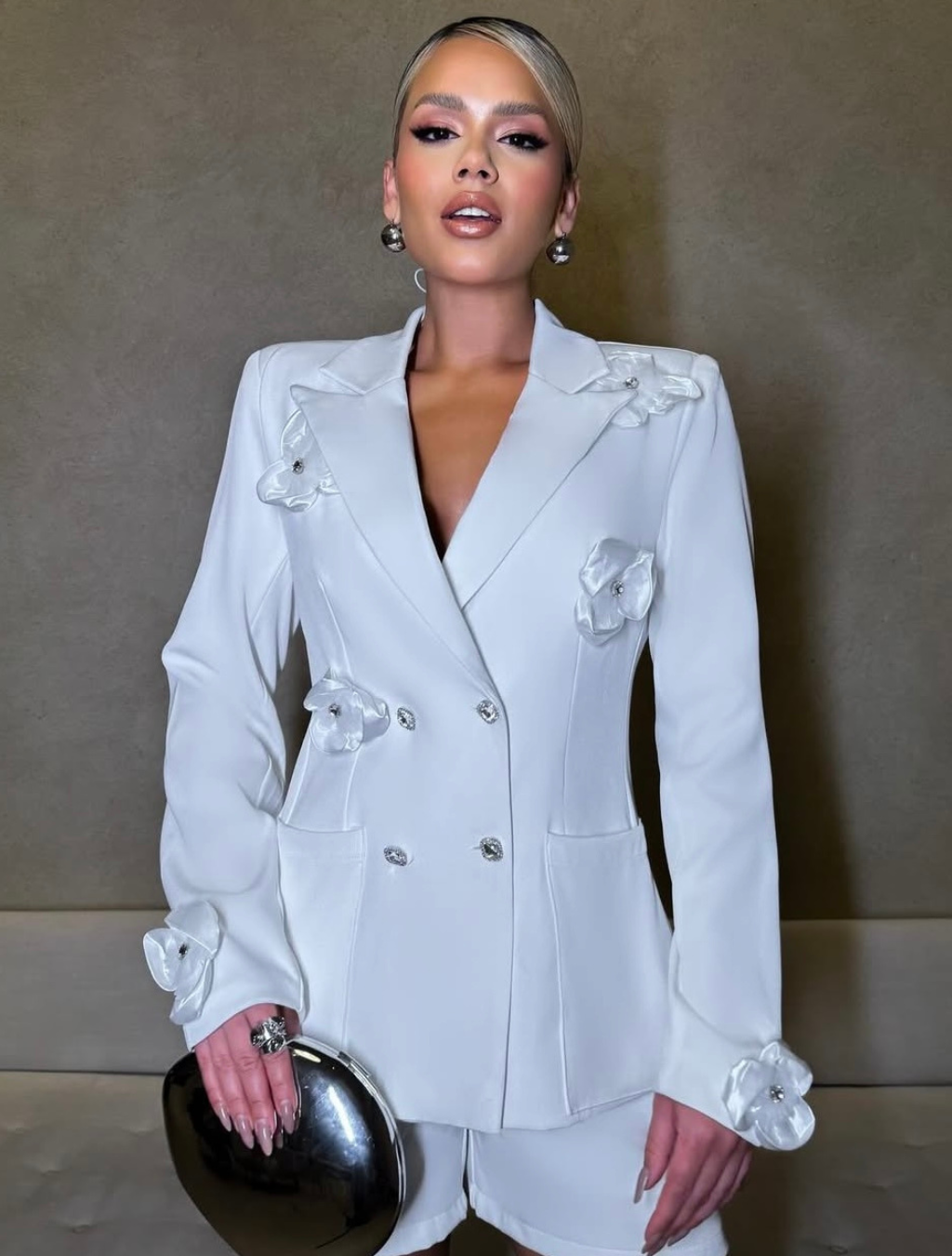 Conjunto elegante em alfaiataria